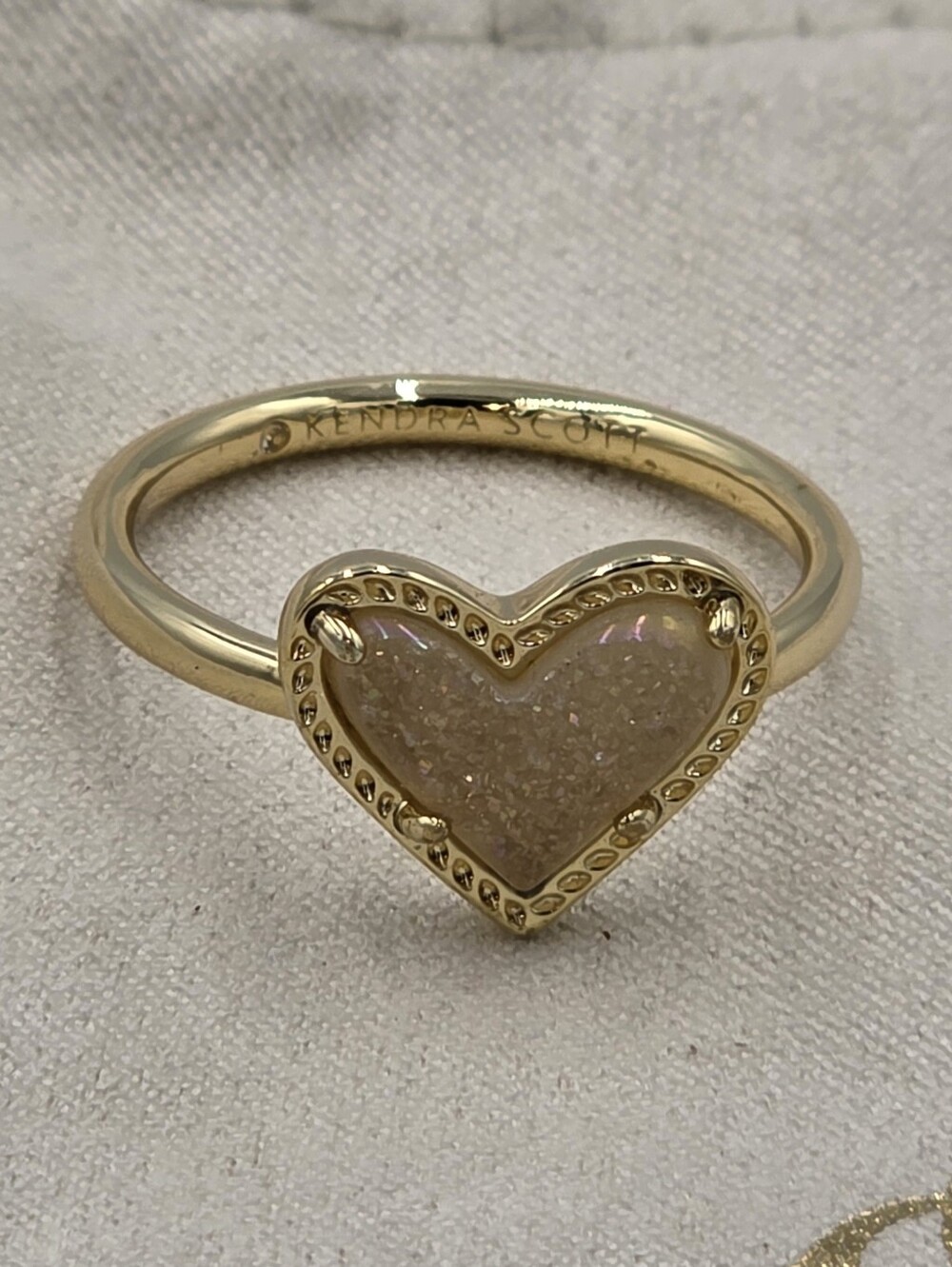Kendra Scott Ari Heart Band Gold Ring with Champagne Heart Druzy Size 10‎ New